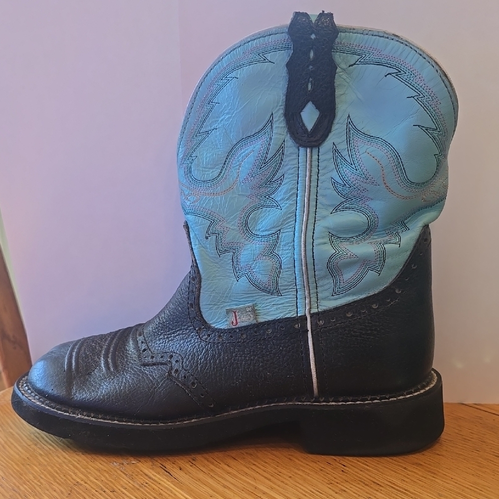 Justin Boots Black and Light Blue Ankle Booties